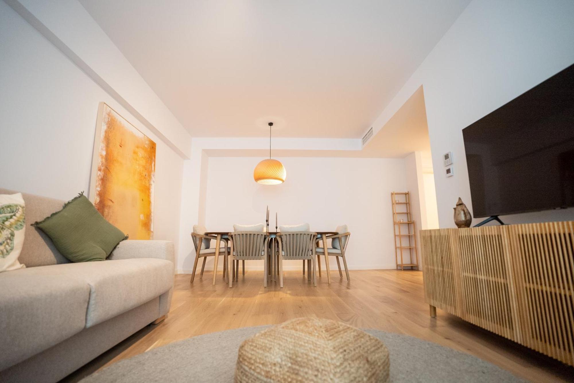 The Level Sanctuary: Free Parking & Netflix