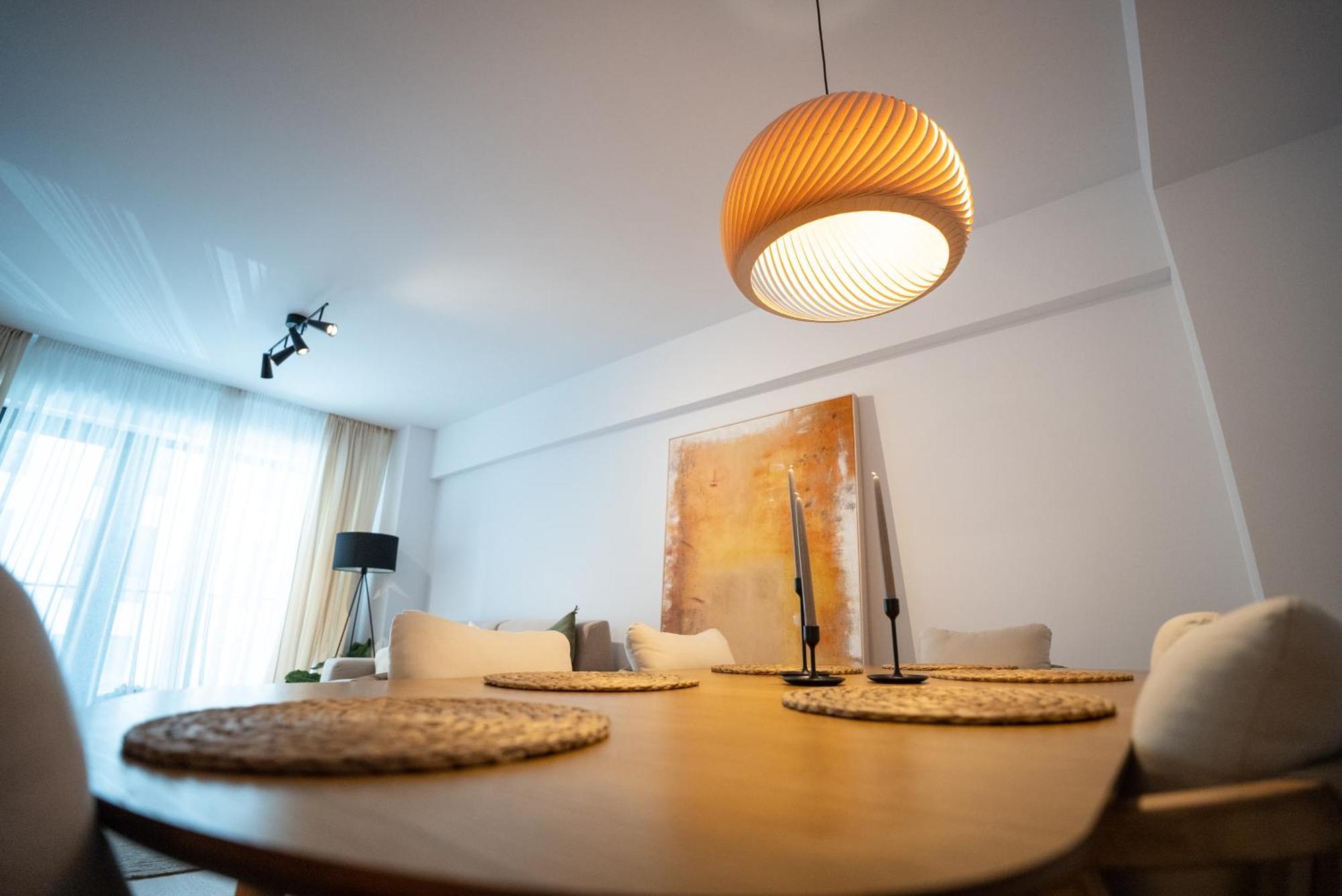 The Level Sanctuary: Free Parking & Netflix Apartament Bucureşti