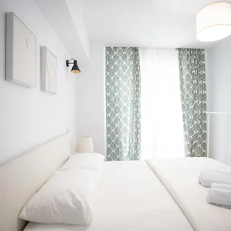 The Level Sanctuary: Free Parking & Netflix Apartment Bucharest Exterior photo