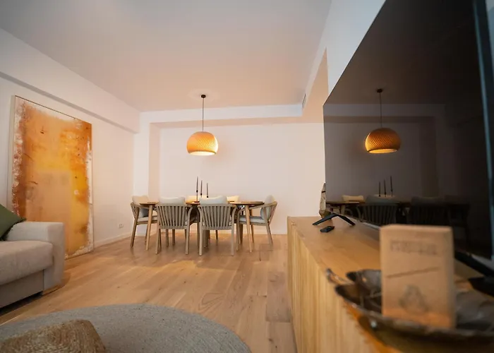 The Level Sanctuary: Free Parking & Netflix
